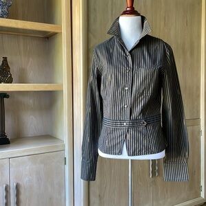 Fendi long sleeve shirt, front button closure, 100% cotton,very good condition